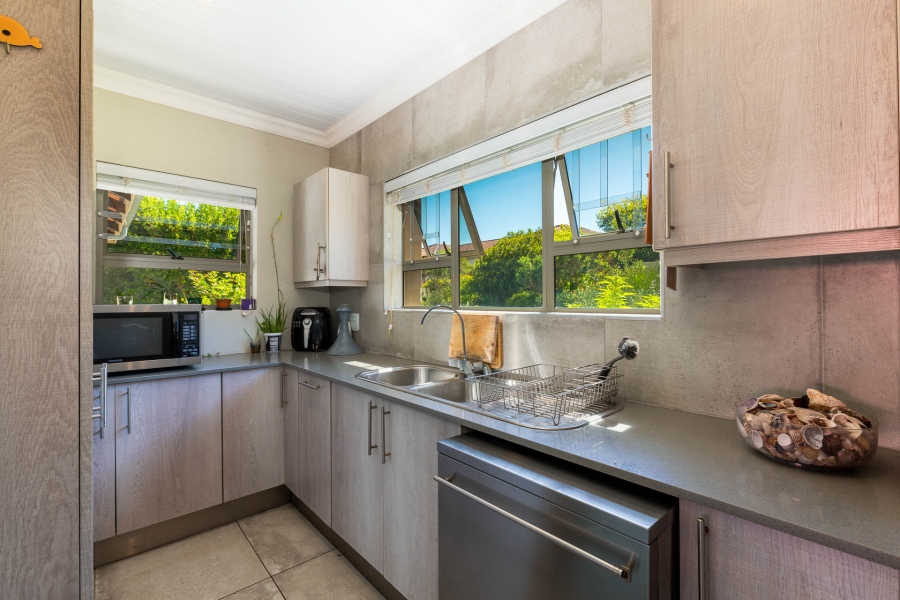 4 Bedroom Property for Sale in Bergsig Western Cape